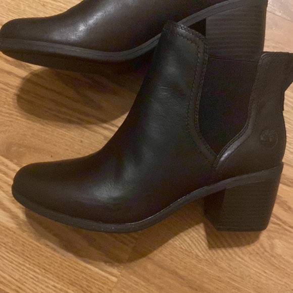 NWT Timberland Brynlee Park Chelsea Black leather booties women sizes 8.5 & 10M - Picture 3 of 8